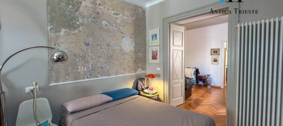3 bedrooms Apartment in Trieste, Italy No. 374821 24