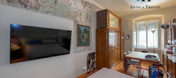 3 bedrooms Apartment in Trieste, Italy No. 374821 4