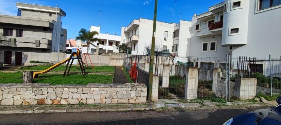 245m² Land in Sannicola, Italy No. 232393 4