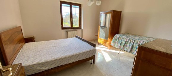 7-salle Maison à Fontanarosa, Italy No. 109713 16