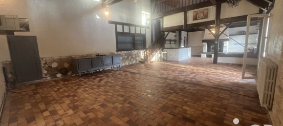 2 bedrooms House in Brie, France No. 40436 7