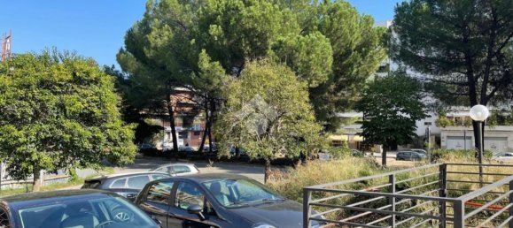 563m² Commercial property in Rende, Italy No. 118333 14