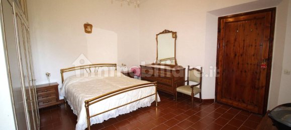 4 bedrooms Apartment in Florence, Italy No. 361816 19