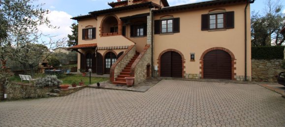 Вилла с 8 комнатами в Монте Сан Савино, Италия № 134776 5