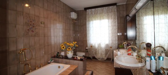 Вилла с 8 комнатами в Монте Сан Савино, Италия № 134776 21