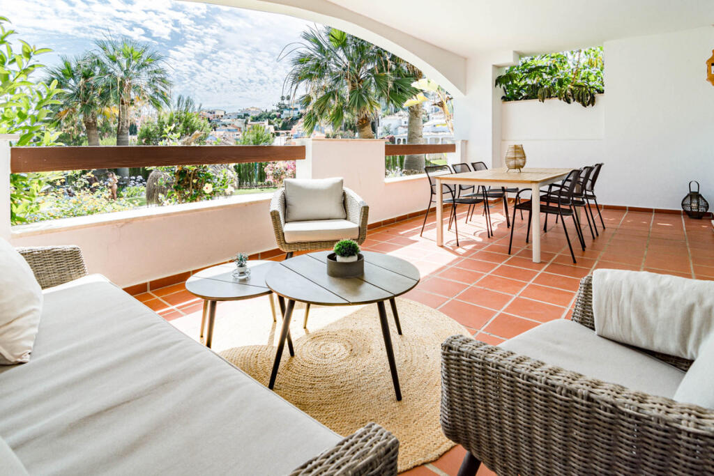 2 bedrooms Apartment in Marbella, Spain No. 185316