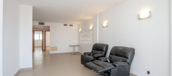 2 bedrooms Apartment in Sant Lluis, Spain No. 5110 3