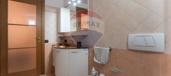 1 bedroom Apartment in Zogno, Italy No. 295504 12