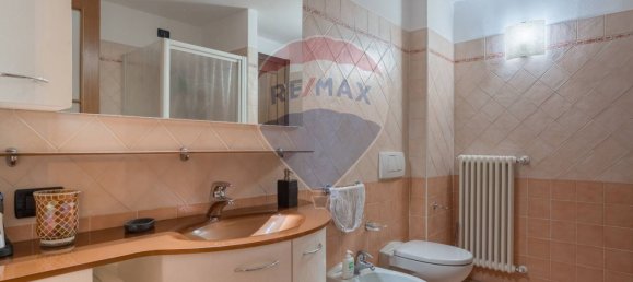 1 bedroom Apartment in Zogno, Italy No. 295504 11