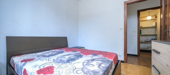 7-salle Maison à Serra Riccò, Italy No. 261393 11