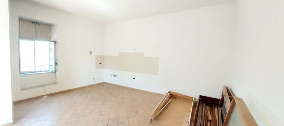 2 rooms Duplex in Nocera Superiore, Italy No. 142826 5