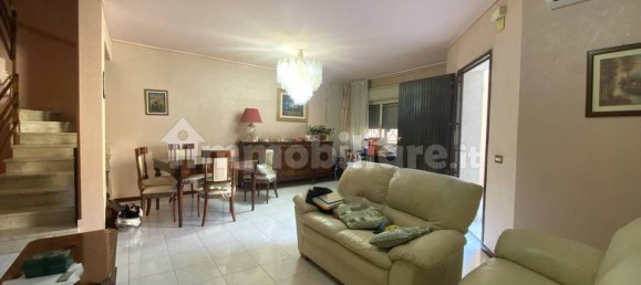 3 Schlafzimmer Villa in Catania, Italy, Nr. 325471 5