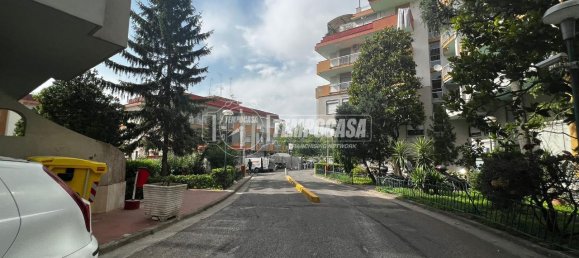 1 room Garage in Naples, Italy No. 27759 12