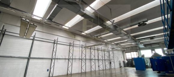 1 room Warehouse in Bovisio Masciago, Italy No. 174773 12