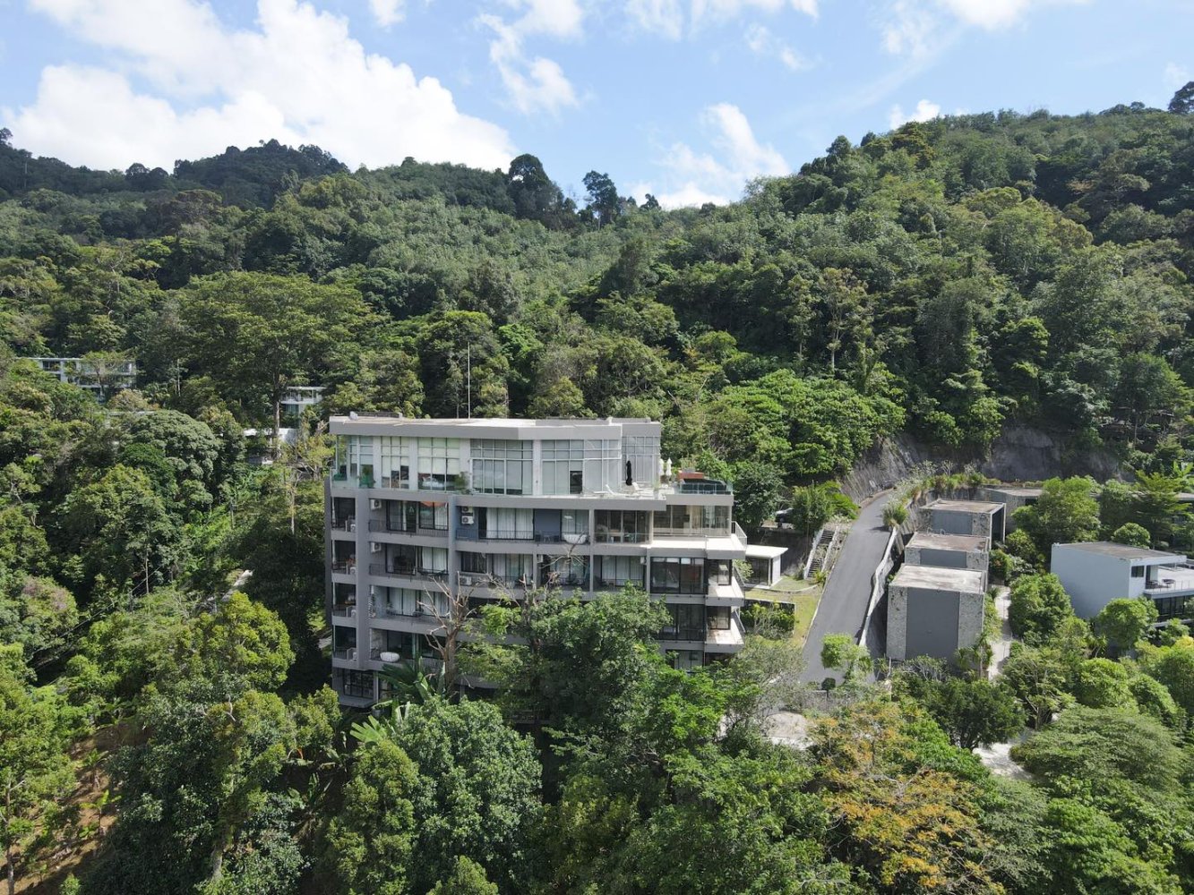 Studio in the Condo in Kamala, Thailand No. 10530