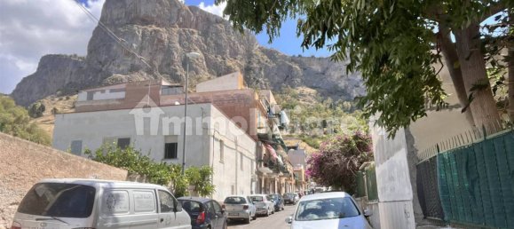 2 bedrooms Apartment in Palermo, Italy No. 361004 17