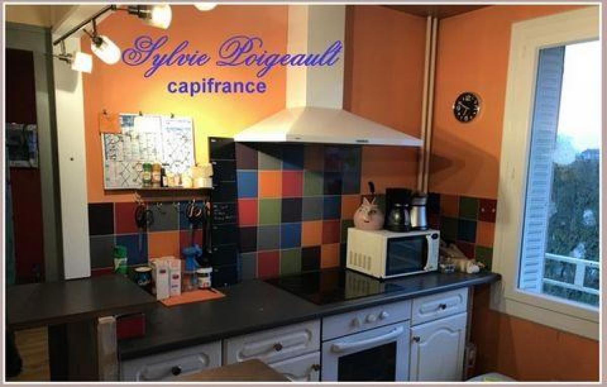 Estudio en el condominio en Dijon, France No. 3394