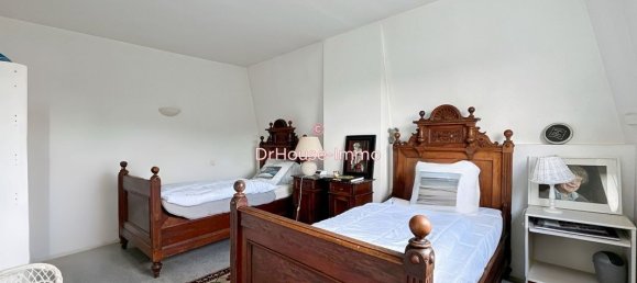 6 bedrooms House in Valenciennes, France No. 53423 37