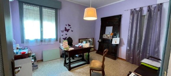 8 rooms House in Vignola, Italy No. 277467 4