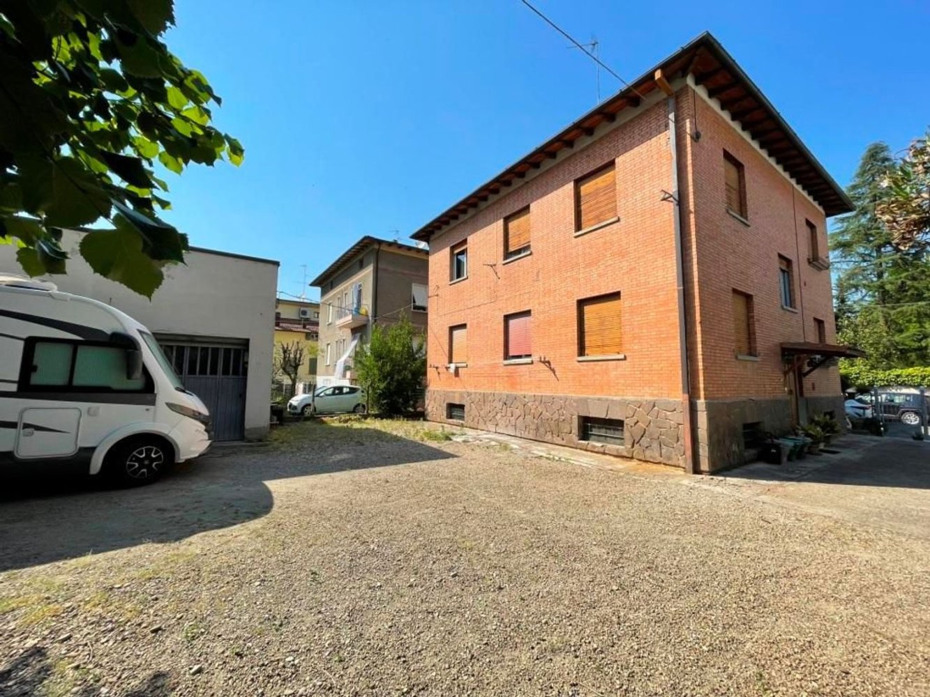 8 rooms House in Vignola, Italy No. 277467