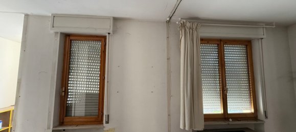 4غرفة شقة في Gualdo Tadino, Italy رقم 143758 7