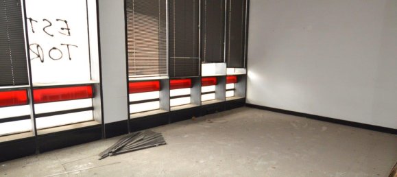 Коммерческая недвижимость 140м² в Эльда, Испания № 93417 2