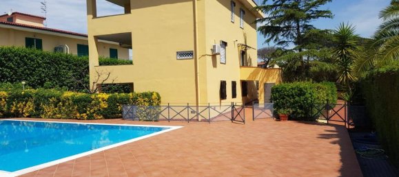 7-salle Villa à Giugliano in Campania, Italy No. 111680 2