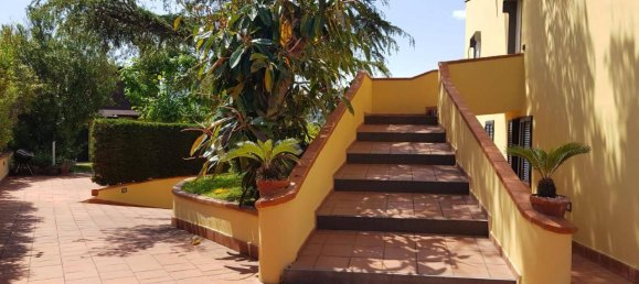 7-salle Villa à Giugliano in Campania, Italy No. 111680 11