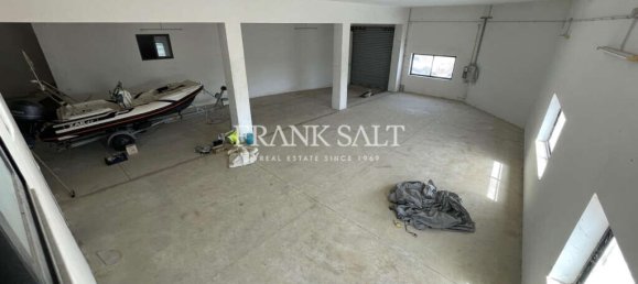 Склад 1045м² в Корми, Мальта № 12457 16