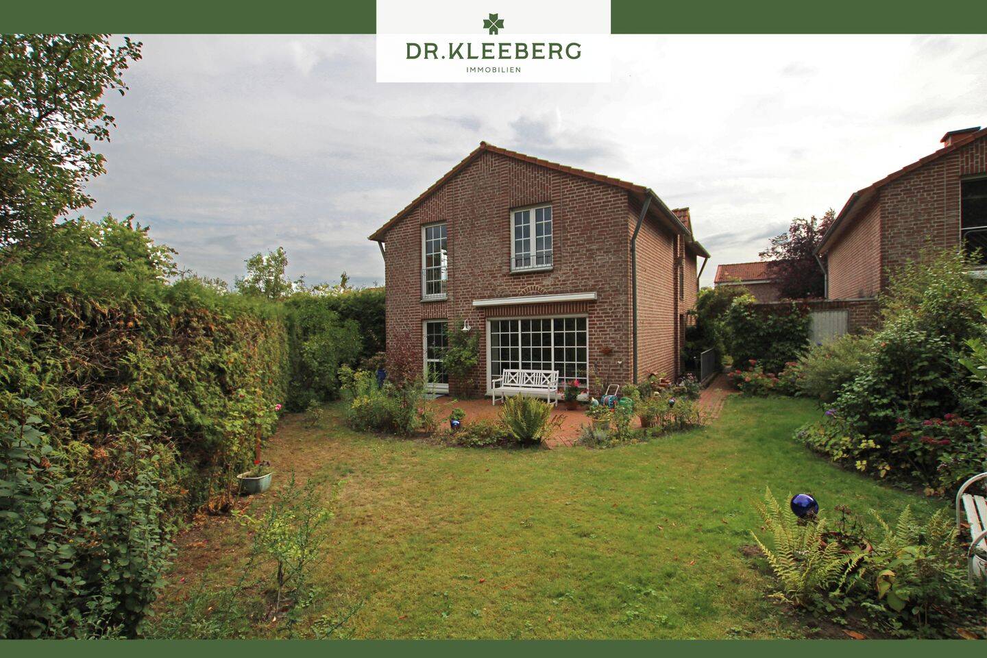 5 rooms House in Munster, Germany No. 363745