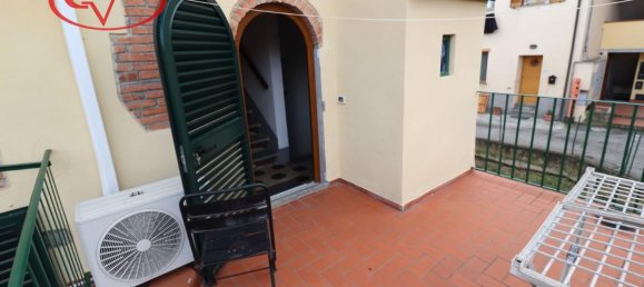 5 rooms House in Montevarchi, Italy No. 238150 84