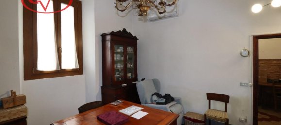 5 rooms House in Montevarchi, Italy No. 238150 3