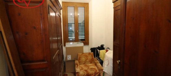 5 rooms House in Montevarchi, Italy No. 238150 50