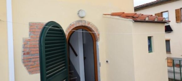 5 rooms House in Montevarchi, Italy No. 238150 98