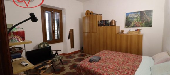 5 rooms House in Montevarchi, Italy No. 238150 17