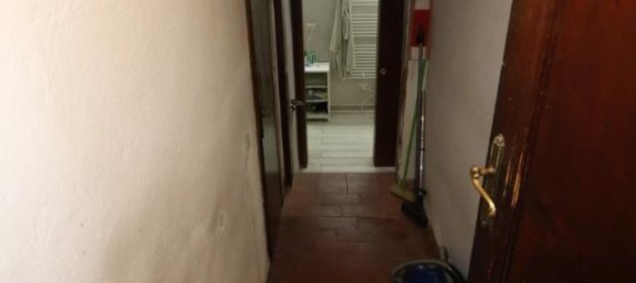 5 rooms House in Montevarchi, Italy No. 238150 8