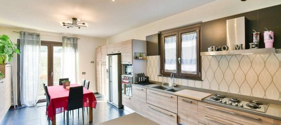 6 rooms Villa in Laveno-Mombello, Italy No. 29536 12