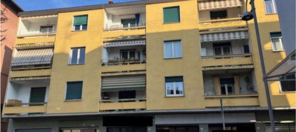 4 rooms Apartment in Olgiate Comasco, Italy No. 258067 3