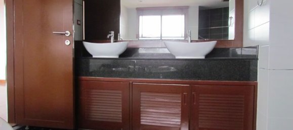4 bedrooms Condo in Pattaya, Thailand No. 3878 25