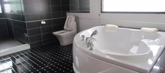 4 bedrooms Condo in Pattaya, Thailand No. 3878 23