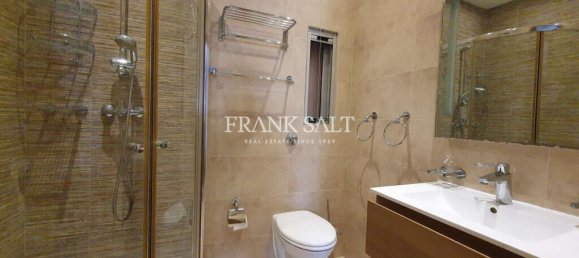 3 غرف نوم شقة في Pieta, Malta رقم 7499 9