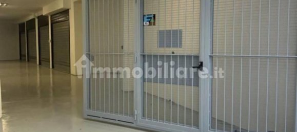 36m² Garage in Rome, Italy No. 381461 4