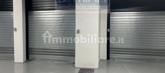 36m² Garage in Rome, Italy No. 381461 8