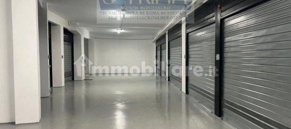 36m² Garage in Rome, Italy No. 381461 6