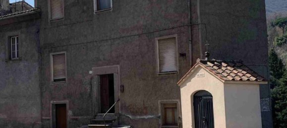 Dúplex de 6 habitaciónes en Soriano nel Cimino, Italy No. 143727 29