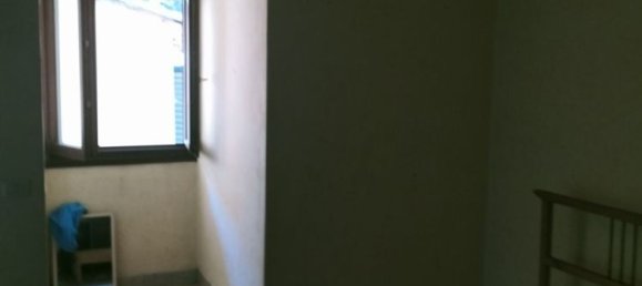 9 rooms Apartment in Florence, Italy No. 44472 6