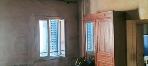 9 rooms Apartment in Florence, Italy No. 44472 13