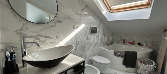 4 غرف نوم شقة في Rome, Italy رقم 359150 32