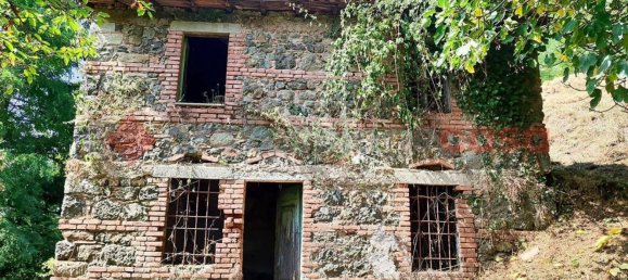 Studio in San Romano in Garfagnana, Italy No. 73445 12