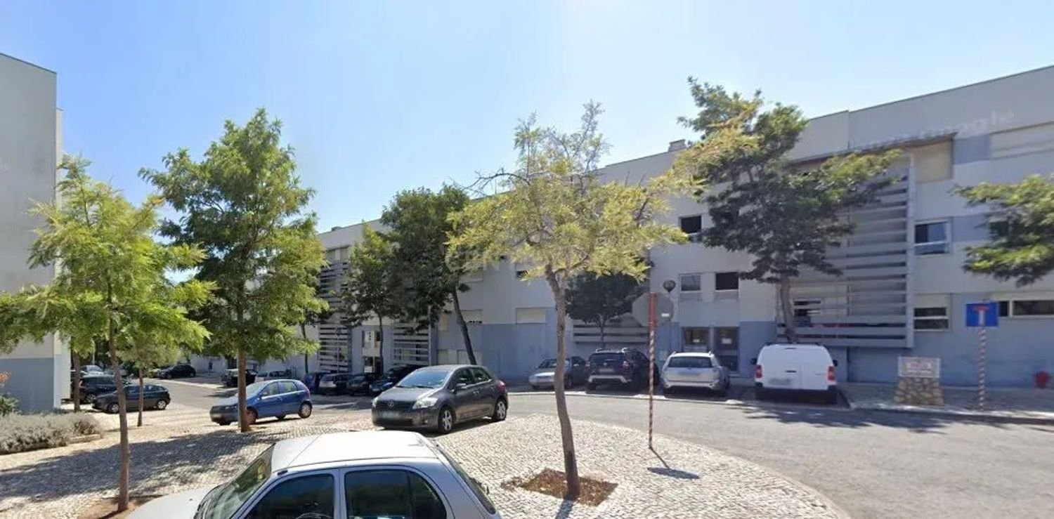 2 bedrooms Apartment in Cascais, Portugal No. 235660